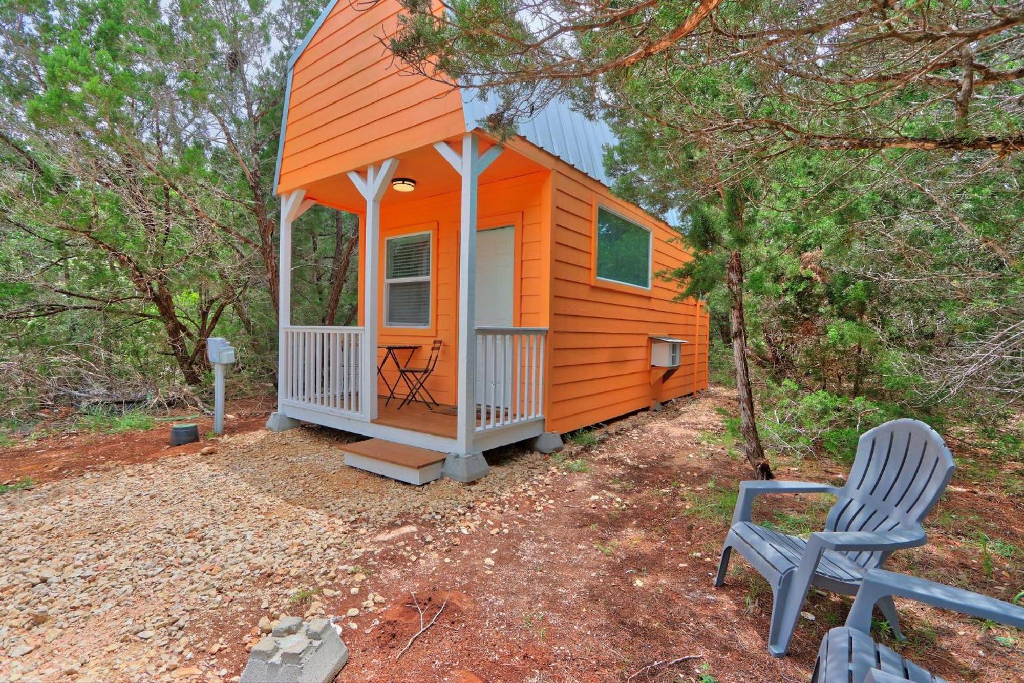 The Driftwoods - Orange Tiny House Villa Екстериор снимка